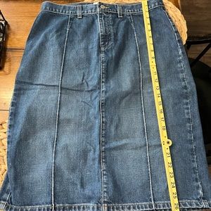 Vintage GAP denim skirt.